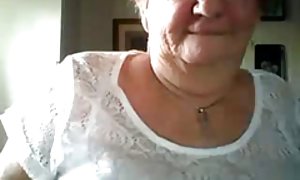 青少年女孩赤裸裸的视频奶奶表示青少年女孩的小队