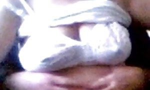 东北色情的母亲母乳硬派的色情热的妇女